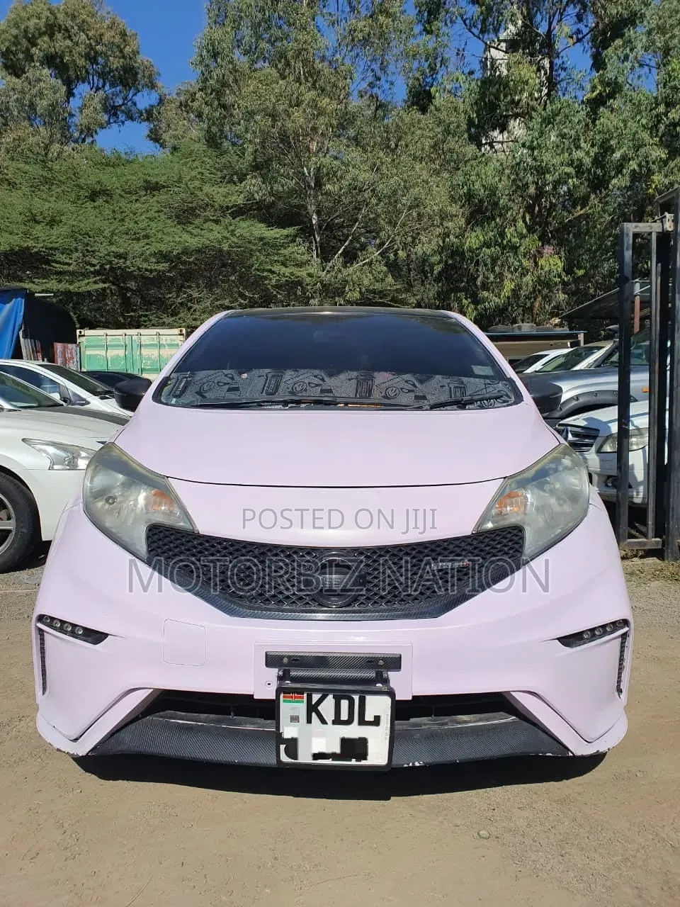 Nissan Note 2016 Pink