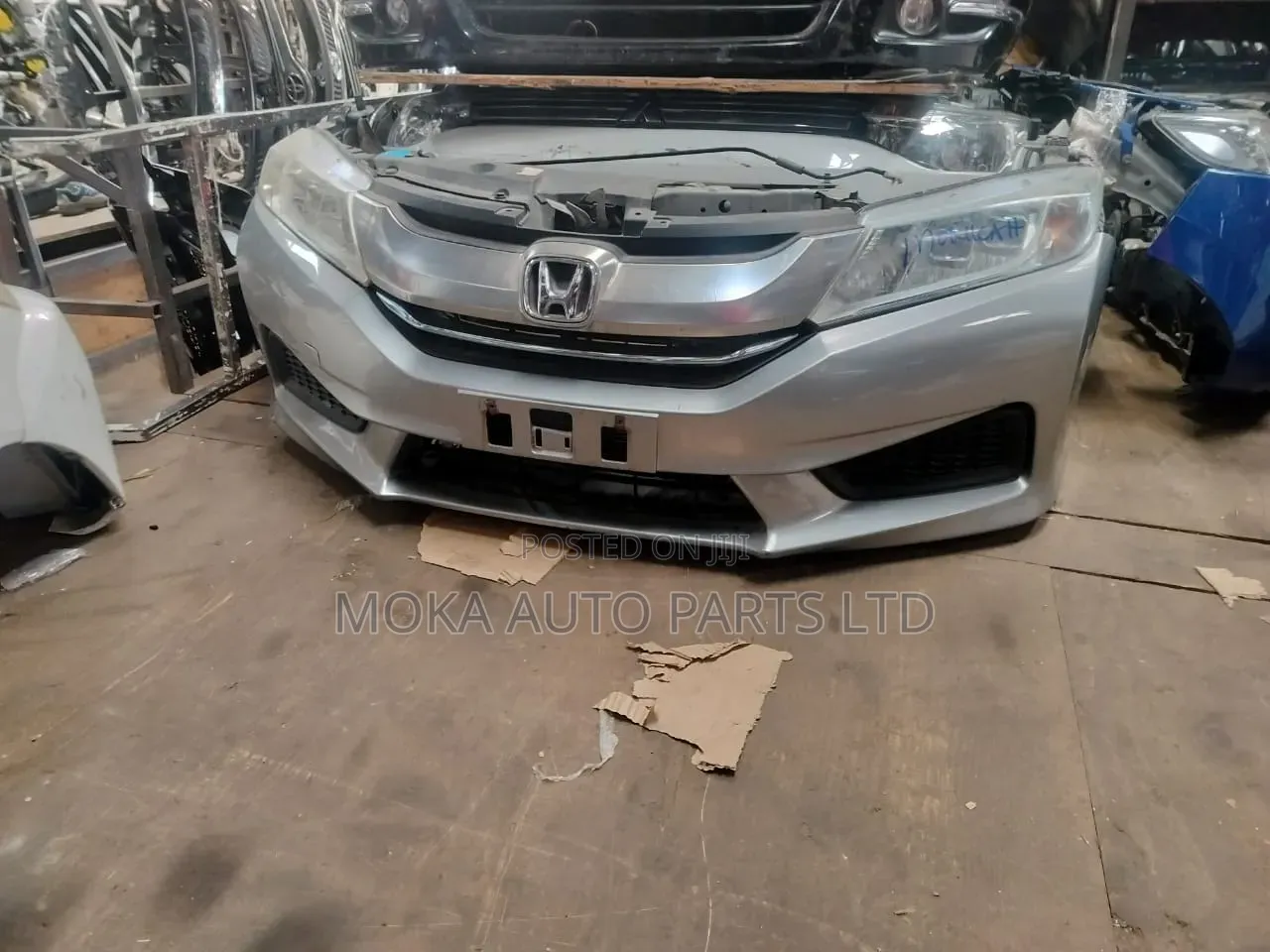Honda Grace Nosecut
