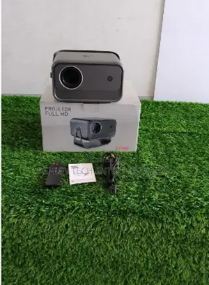 CY 900 Portable LED Projector – Movies, TV Gaming