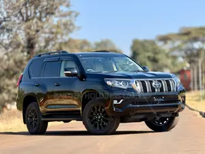 Toyota Land Cruiser Prado 2.8 2022 Black