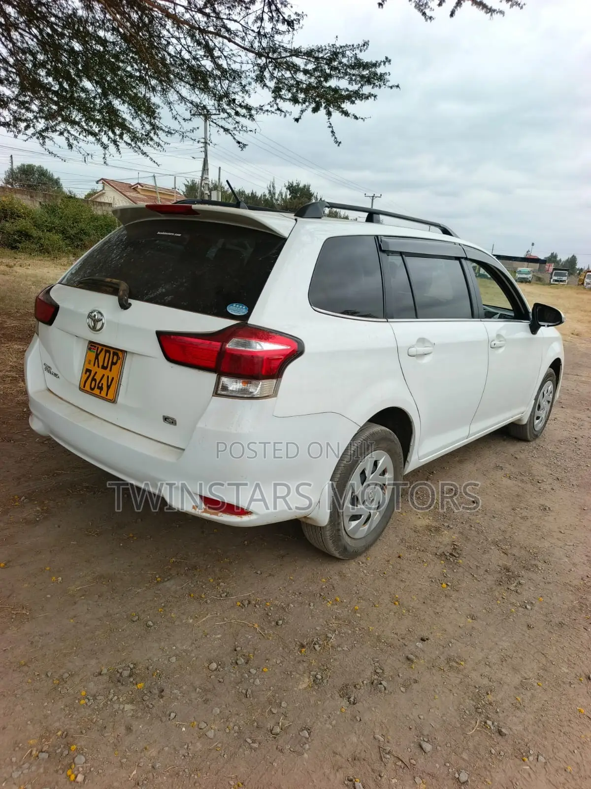 Toyota Corolla Fielder 1.5 Petrol FWD 2017 White