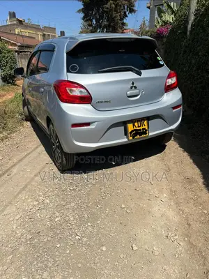 Mitsubishi Mirage ES 2017 Gray