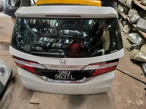 HHonda Odyssey Tail Gate
