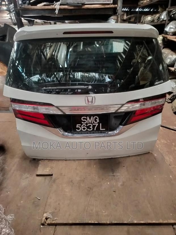 HHonda Odyssey Tail Gate - thumbnail 2