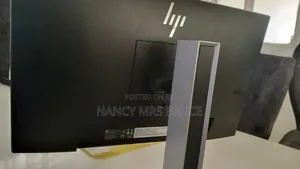 HP Elitedisplay E223