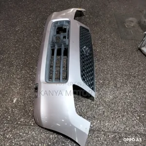 Suzuki Wagon R Front Bumper, Model 2014. Clean Ex Japan