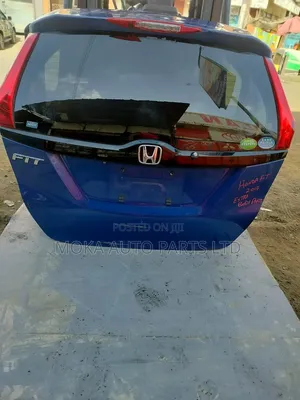 Tail Gate Honda Fit 2015