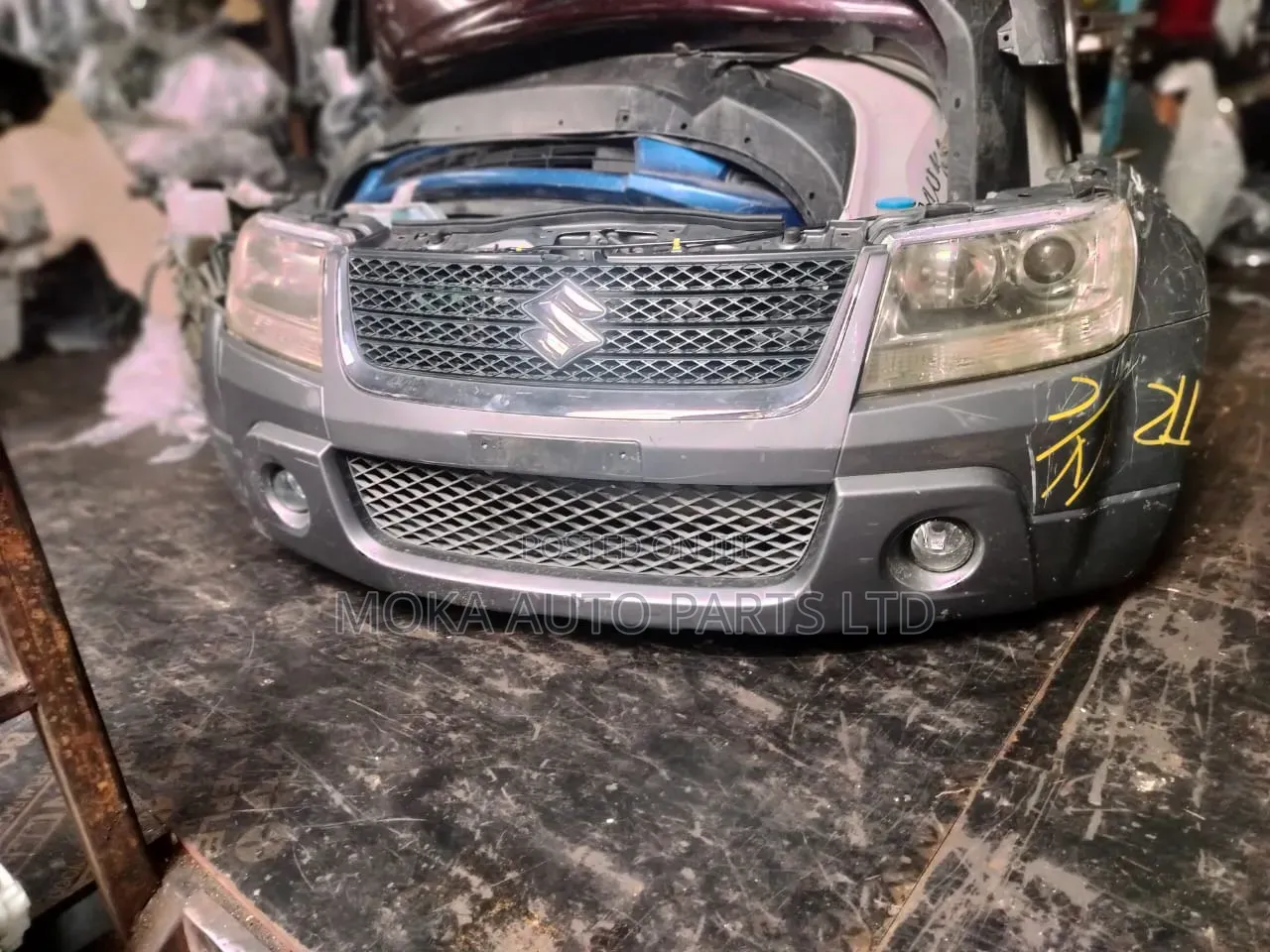 SSuzuki Escudo Nosecut