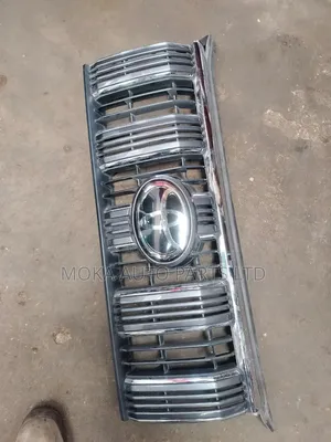 Grille Prado 150 Model 2018