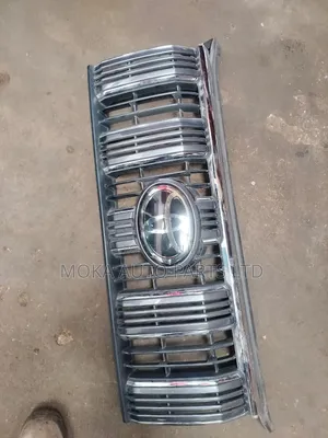 Grille Prado 150 Model 2018