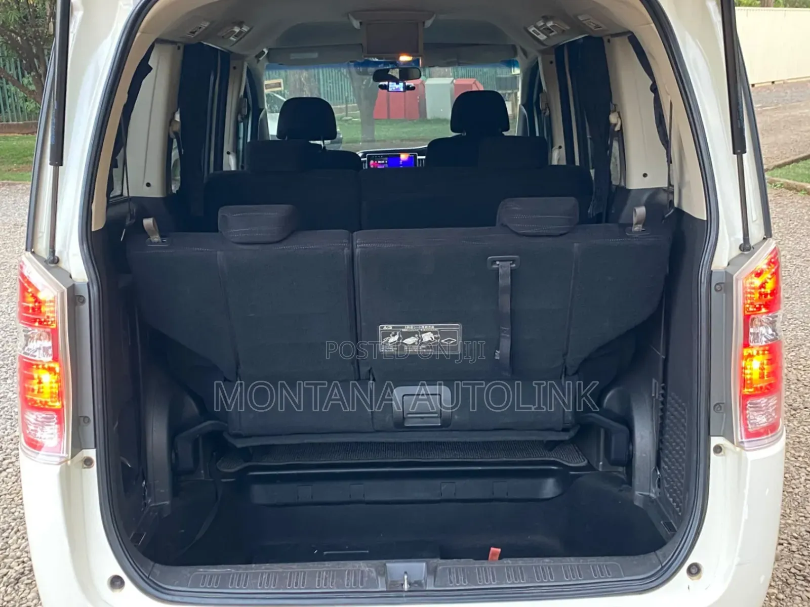 Honda Stepwgn 2012 White