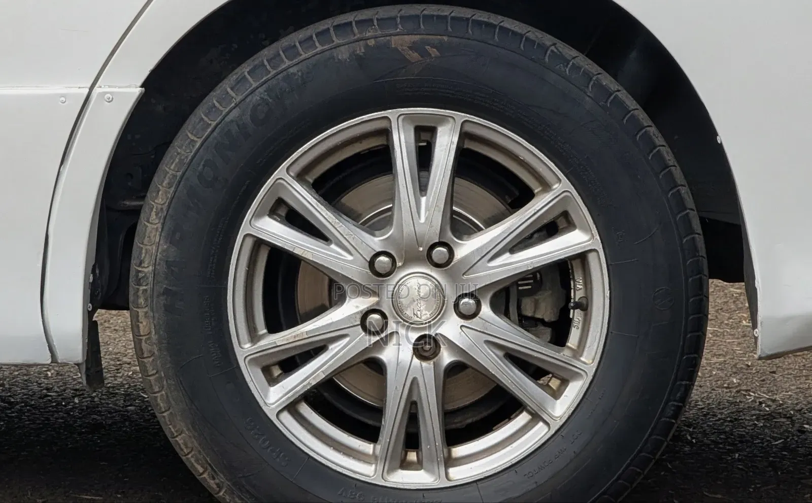 Toyota Noah 2012 White