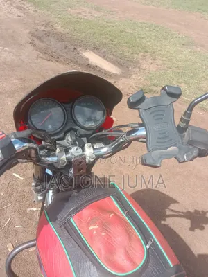 Bajaj Boxer BM100ES 2023 Red
