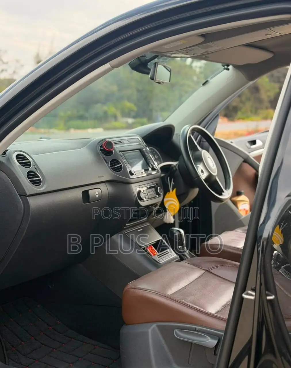 Volkswagen Tiguan 2012 Black