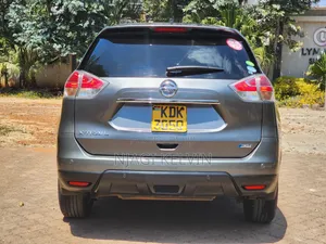 Nissan X-Trail 2.0 Petrol AWD 2015 Gray