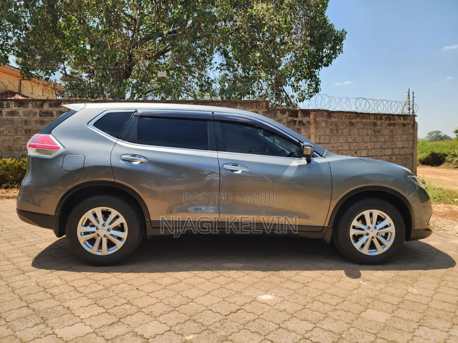 Nissan X-Trail 2.0 Petrol AWD 2015 Gray