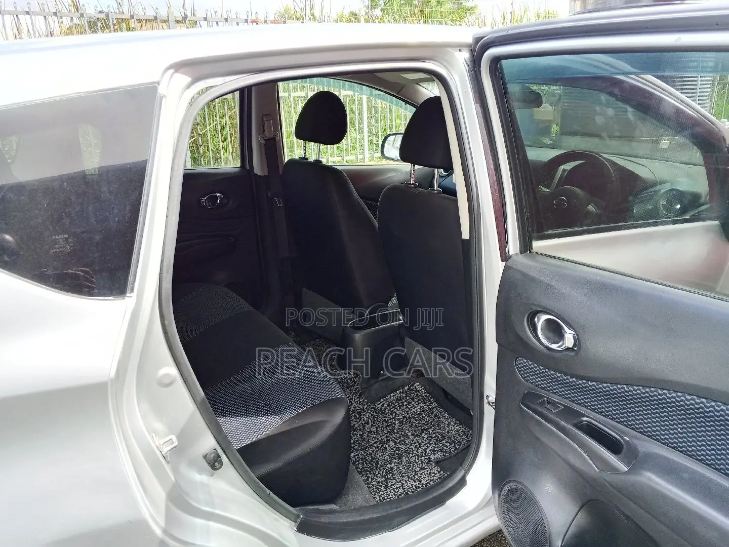 Nissan Note 2013 Silver