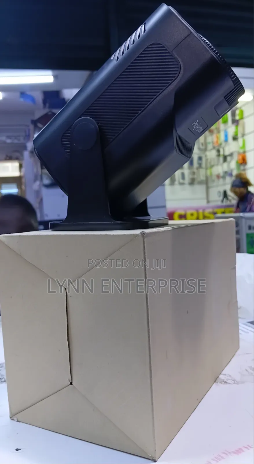 Smart Projector HY320 Mini Ultra HD High Dynamic Range