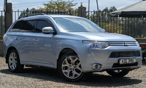 Mitsubishi Outlander 2014 Blue