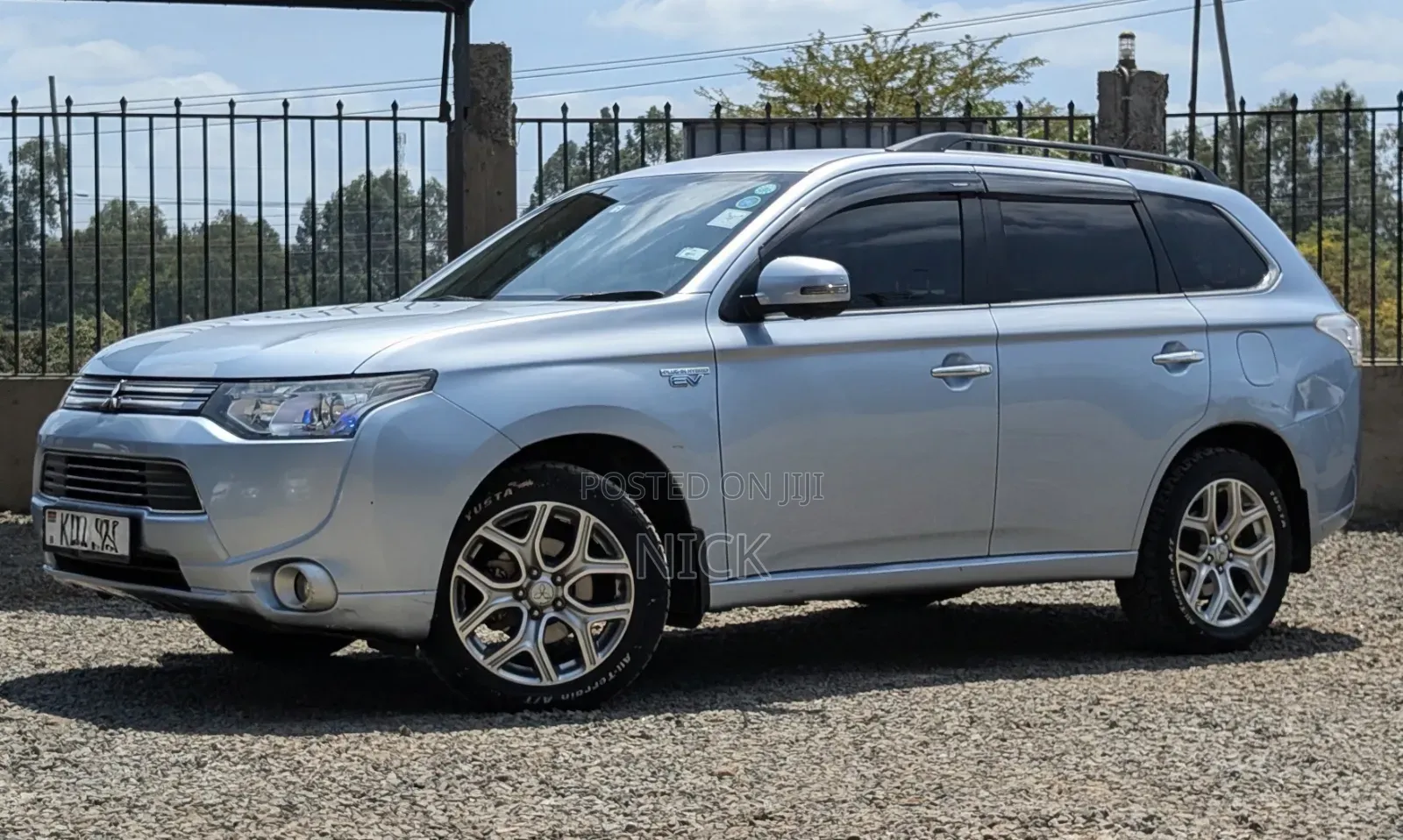 Mitsubishi Outlander 2014 Blue