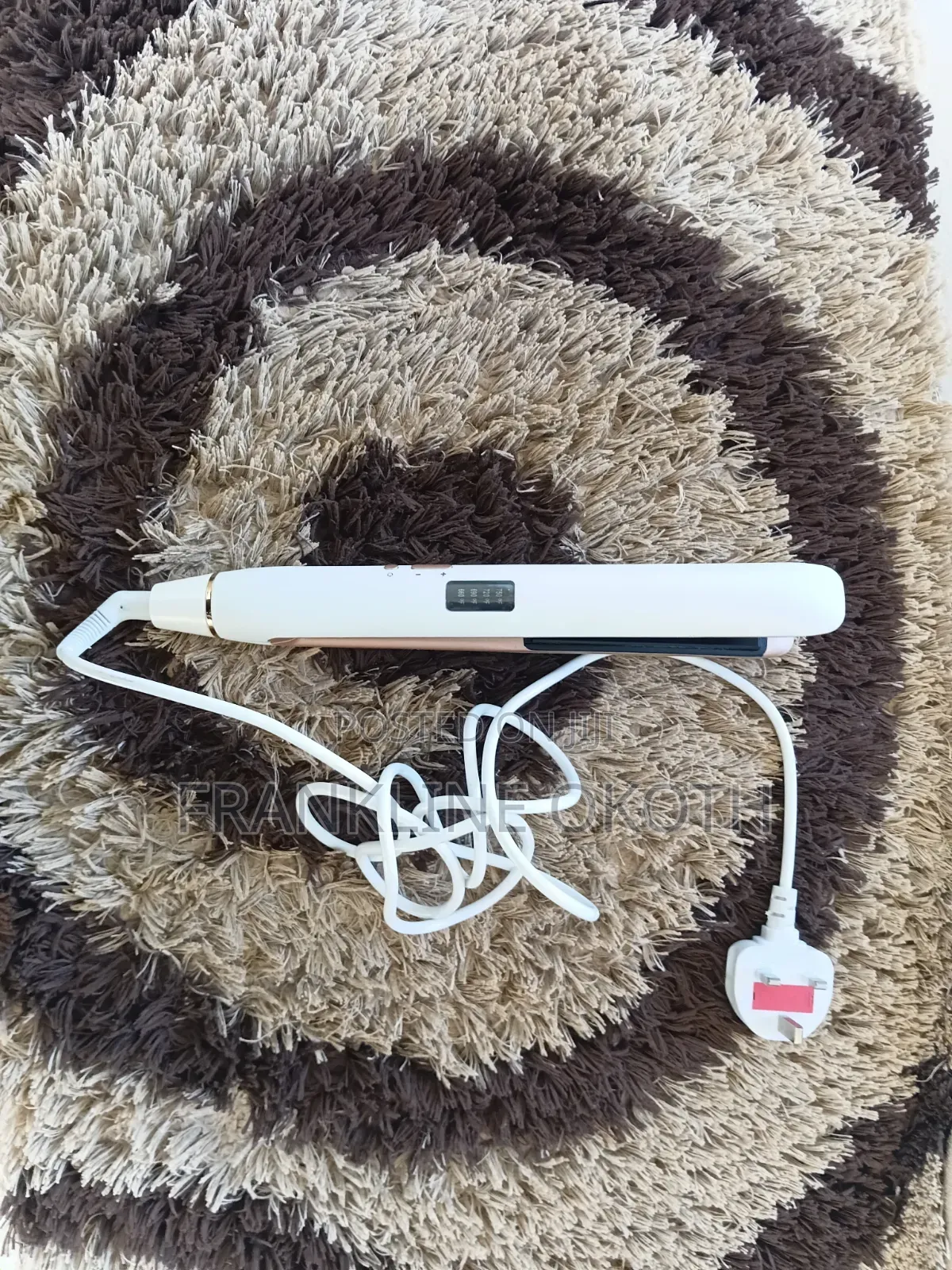 Hair Iron Dfy
