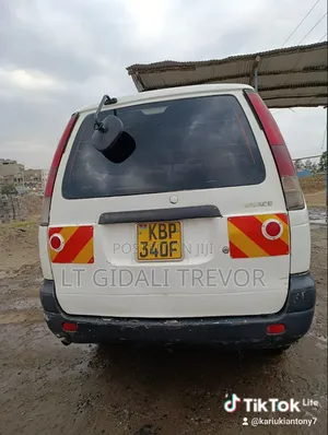 Toyota HiAce 2007 White