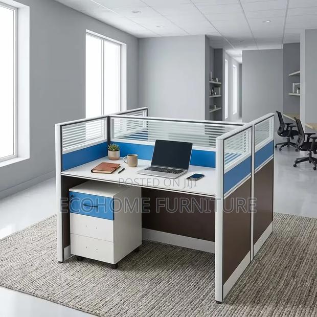 Office Workstation 2 Way Staff Desk With Partition