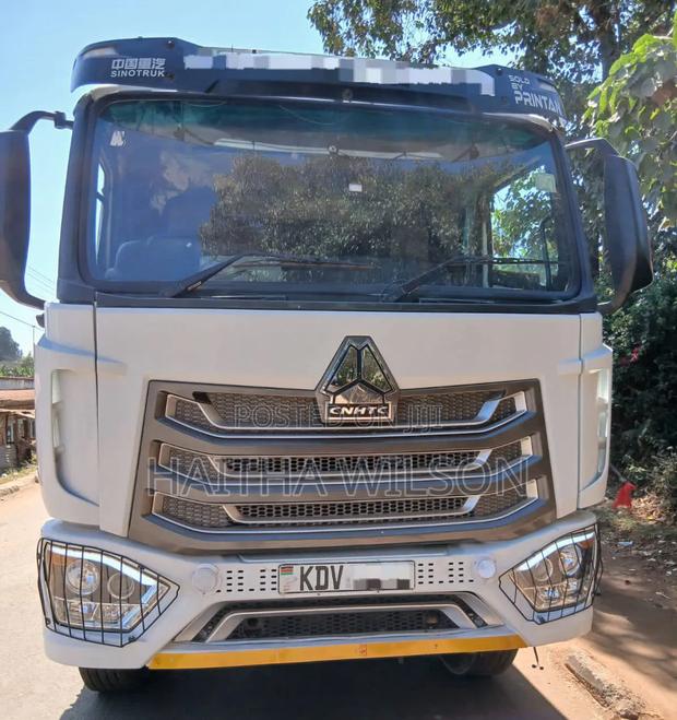 Howo Sinotruck Tipper KDV a Very Clean Tipper. Price KSHS 6.5M