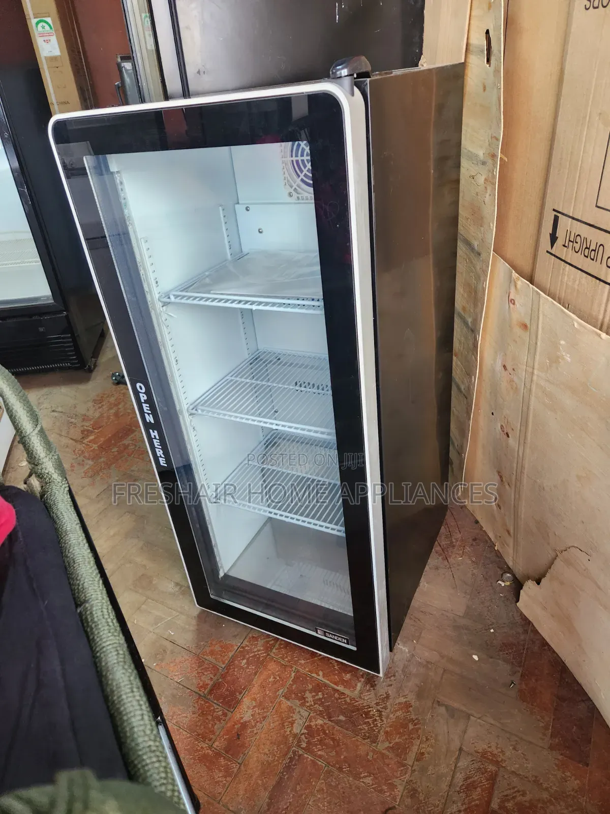 Clean Medium Chiller Fridge
