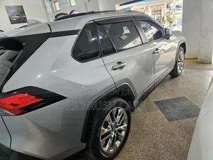 Toyota RAV4 2018 Silver