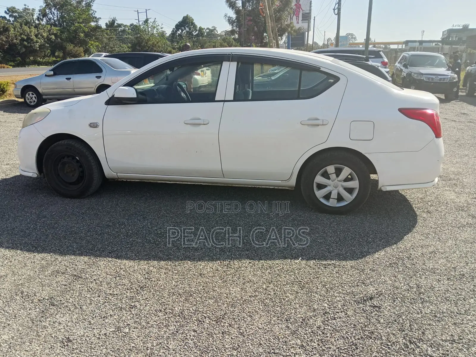 Nissan Latio 1.2 2013 White