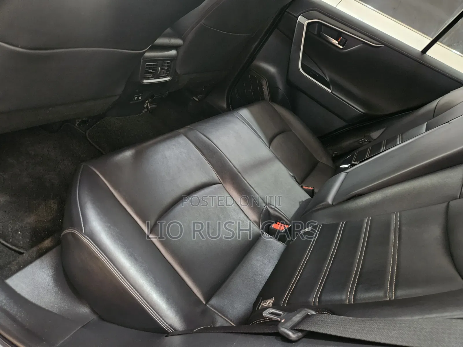 Toyota RAV4 2018 Silver