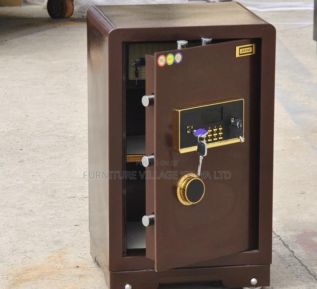 Fireproof Safe; 70 KG's Fire Proof Document Storage Safe - thumbnail 8