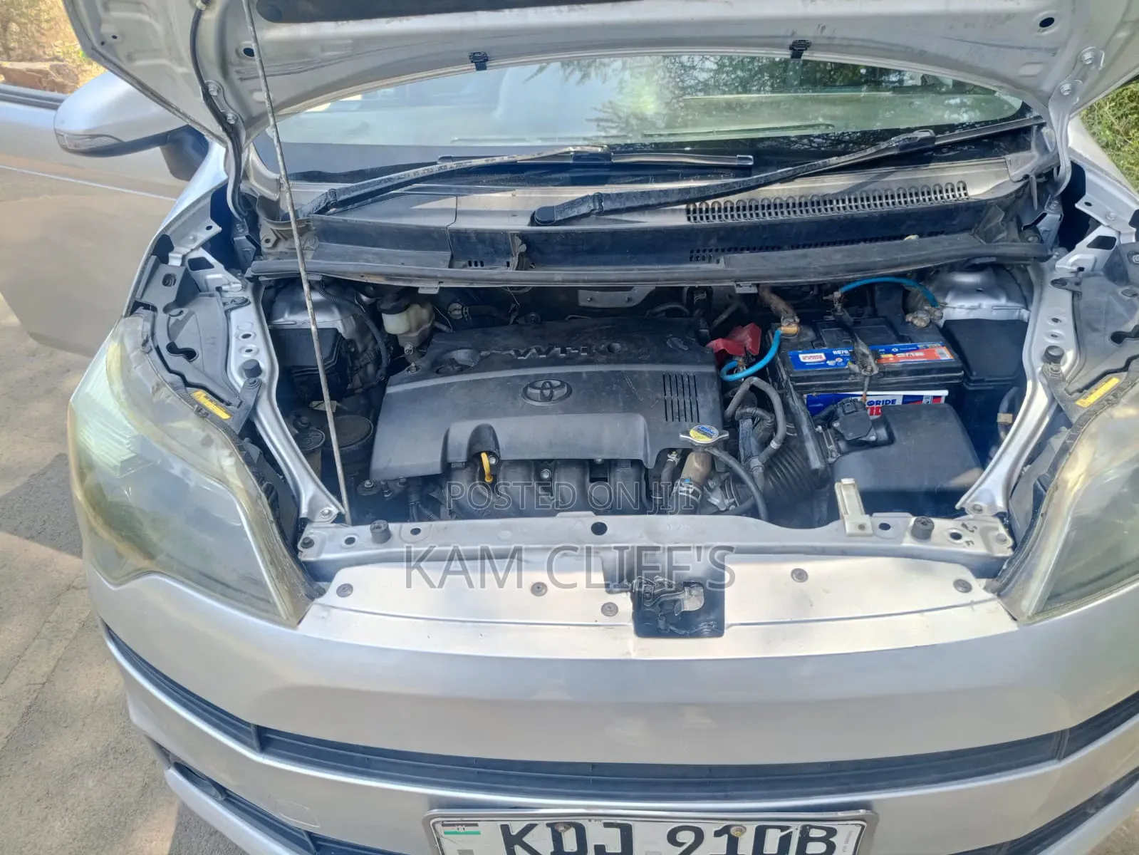 Toyota Spade 2016 Beige