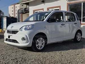 Toyota Passo 2019 White