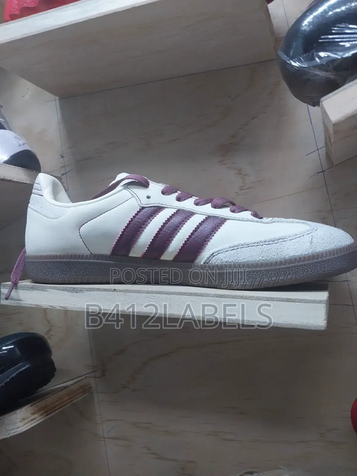 Samba Single Maroon