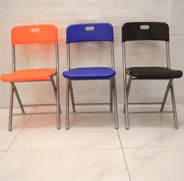 Office Furniture: Foldable, Stackable Plastic Chair