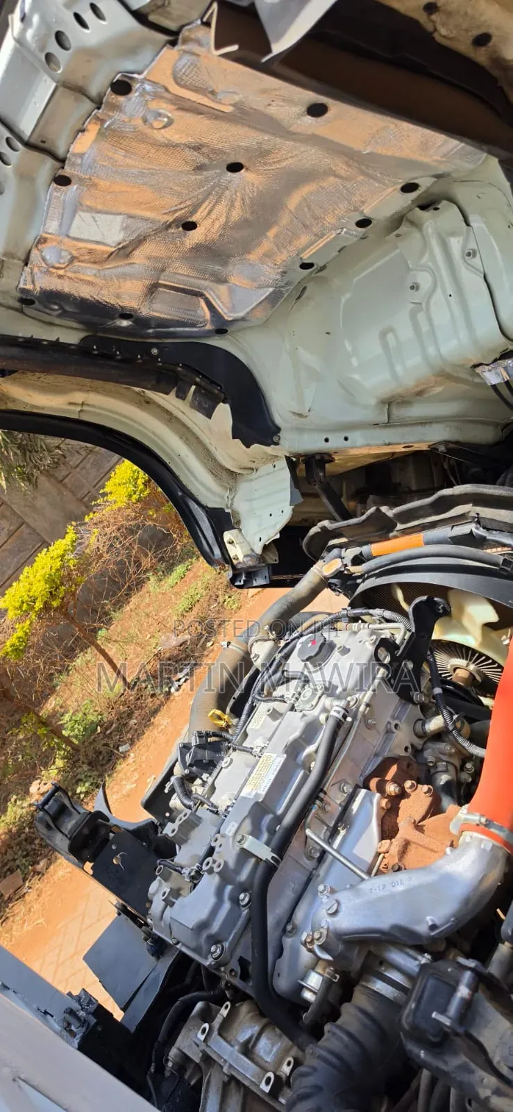 Isuzu NMR Cover
