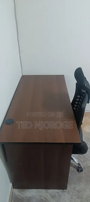 Spacious Home Office Desk(1.2m) With Headrest Office Chair