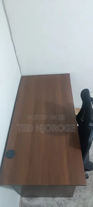 Spacious Home Office Desk(1.2m) With Headrest Office Chair