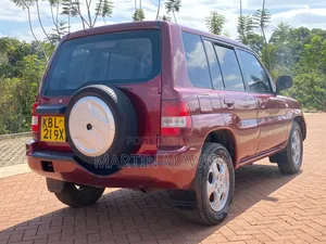 Mitsubishi Pajero IO 2003 Red