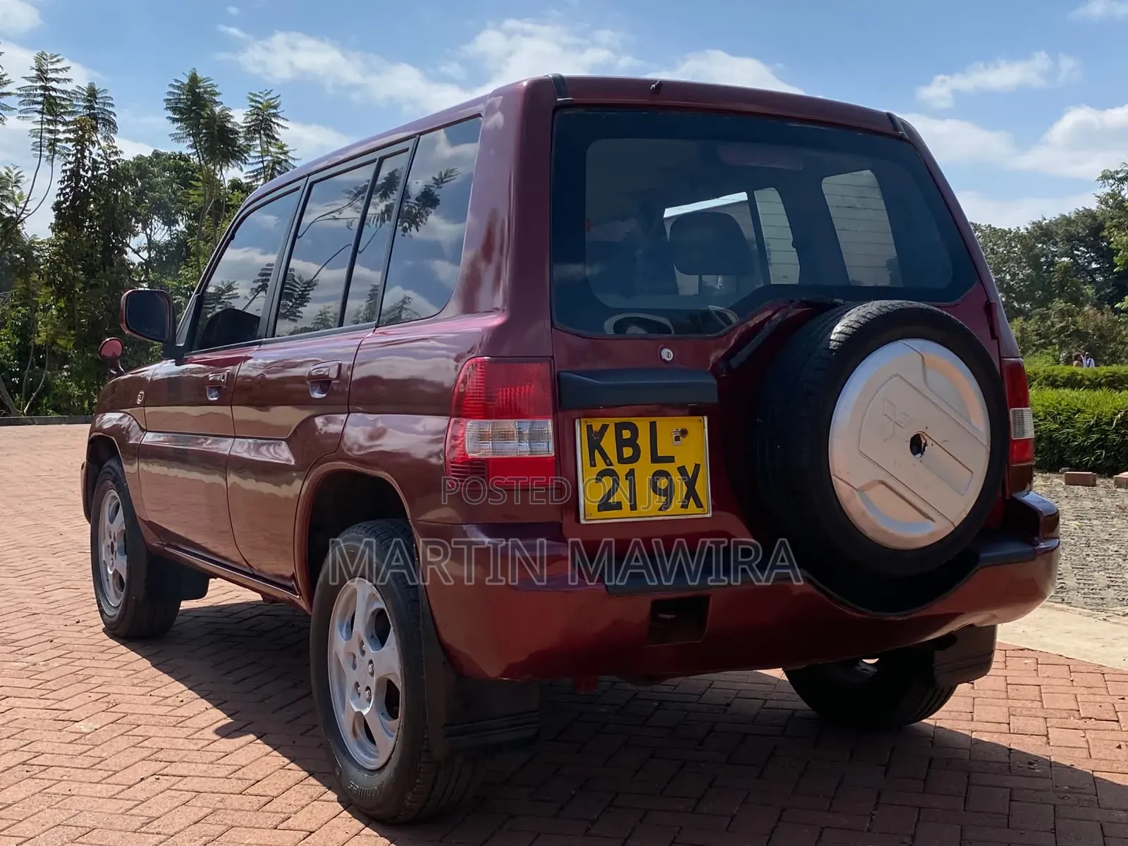 Mitsubishi Pajero IO 2003 Red
