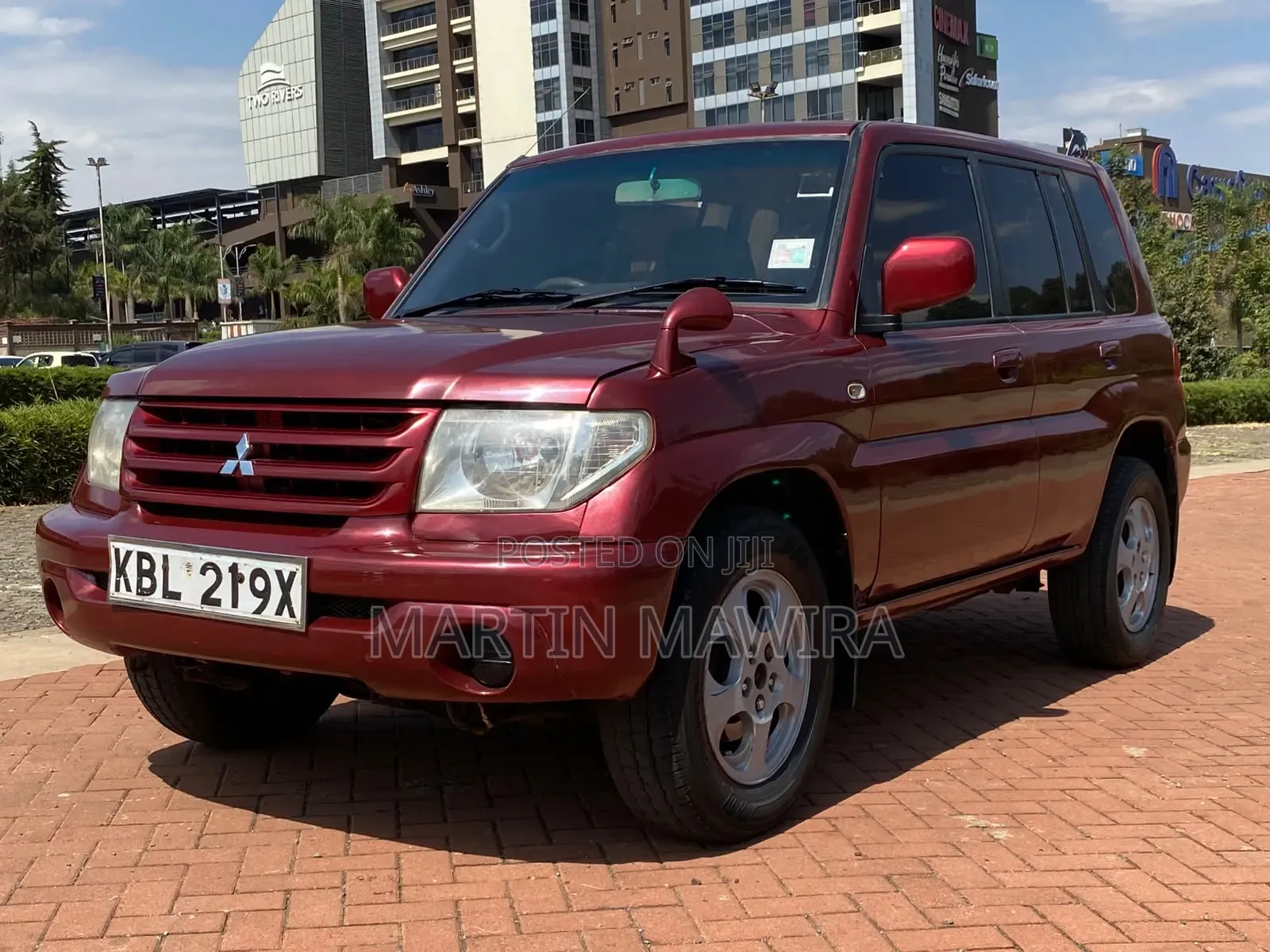 Mitsubishi Pajero IO 2003 Red