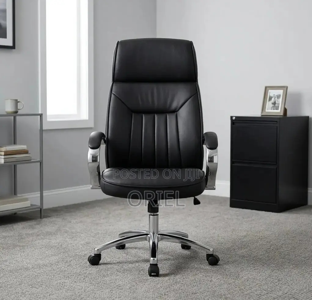 Office Chair : Executive Black Padded Leather Office Chair