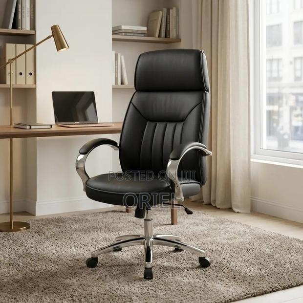 Office Chair : Executive Black Padded Leather Office Chair - thumbnail 10