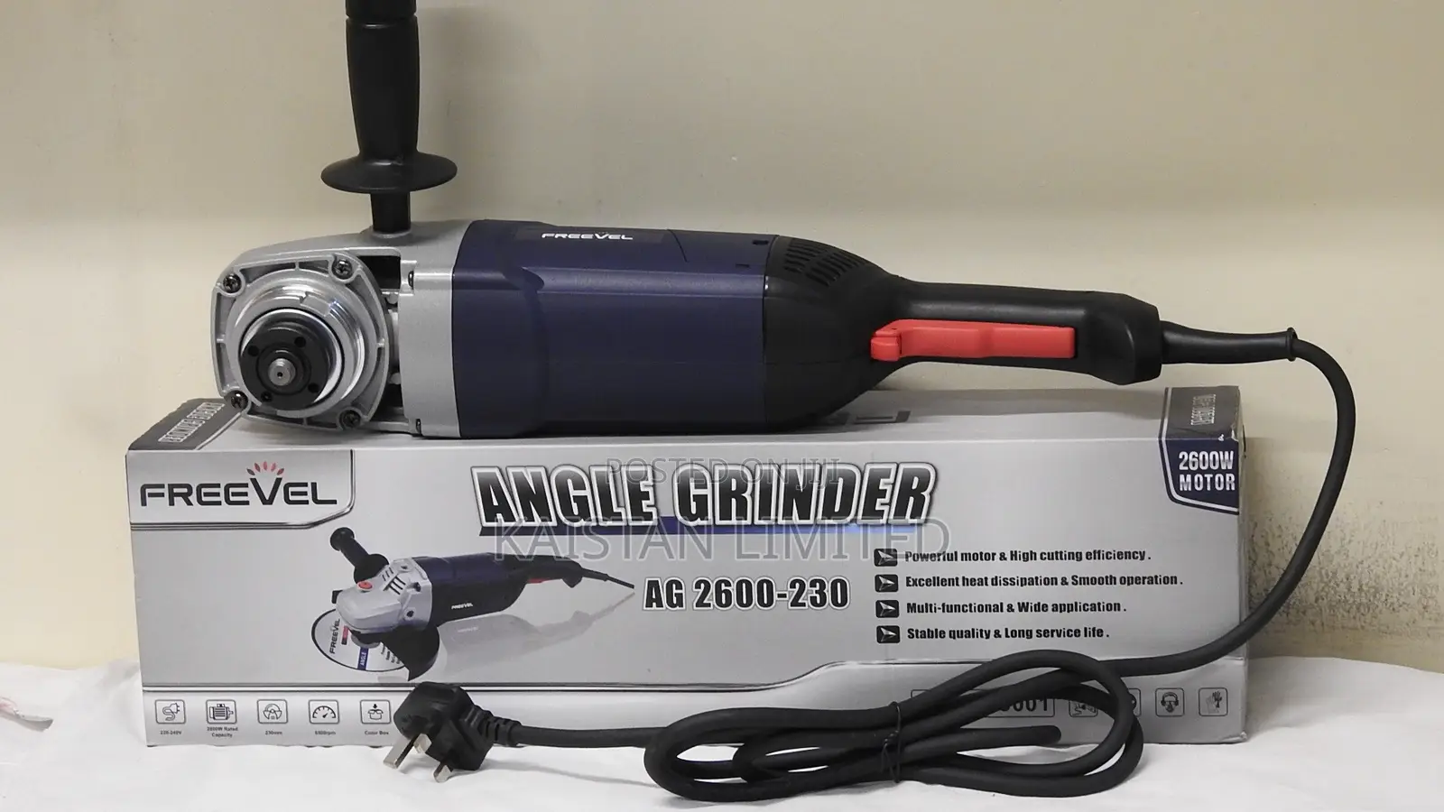 Freevel 2600W 9 Inch Angle Grinder AG 2600-230