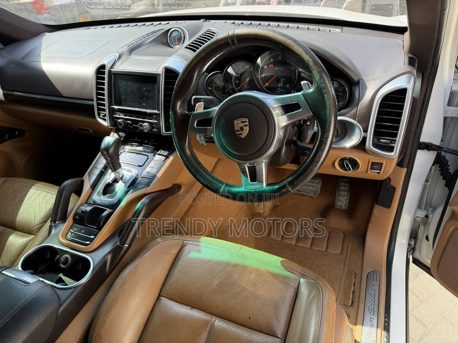 Porsche Cayenne 2014 White