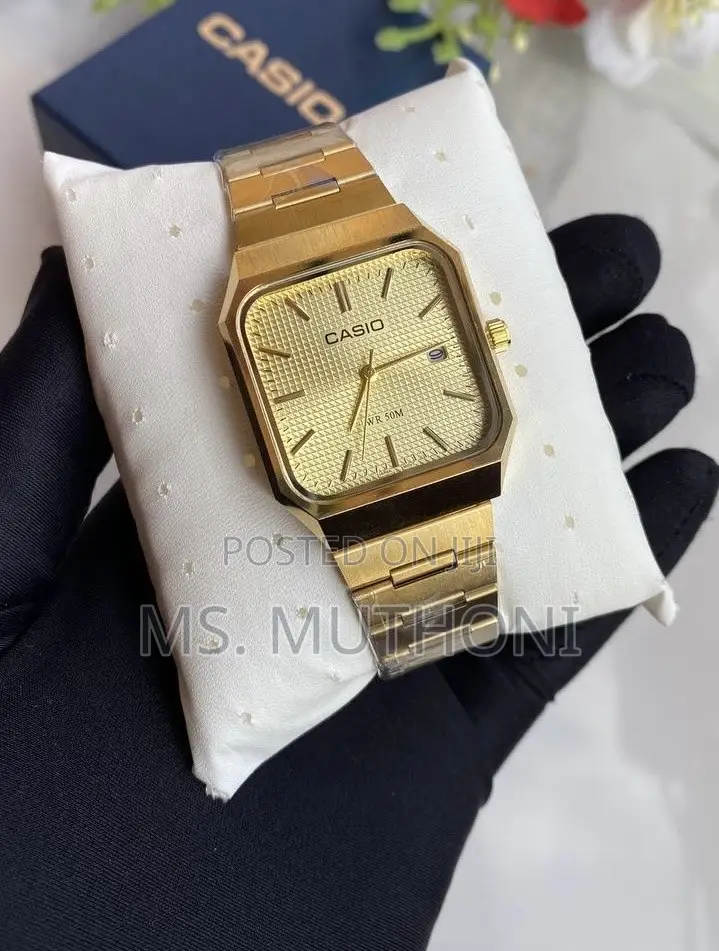 The Casio MTP-B185G-9A Is a Vintage-Inspired Gold-Tone Analog Watch