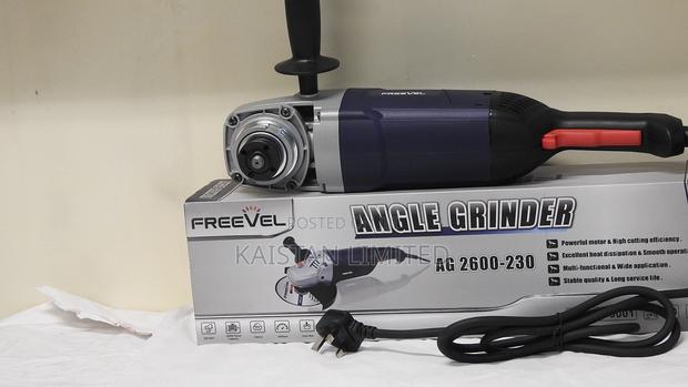 Freevel AG 2600-230 2600W 9 Inch Angle Grinder