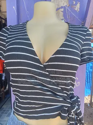 Ladies Crop Tops